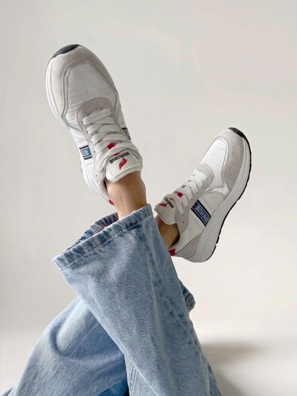 🔥 Roberto Cavalli White and Silver Athletic Sneakers with Pink Retail $395